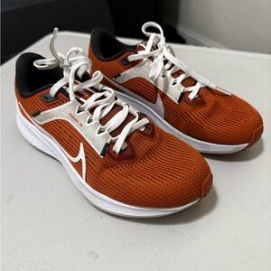 Nike Air Zoom Pegasus 40 "Texas" men's running shoes. Texas Longhorns